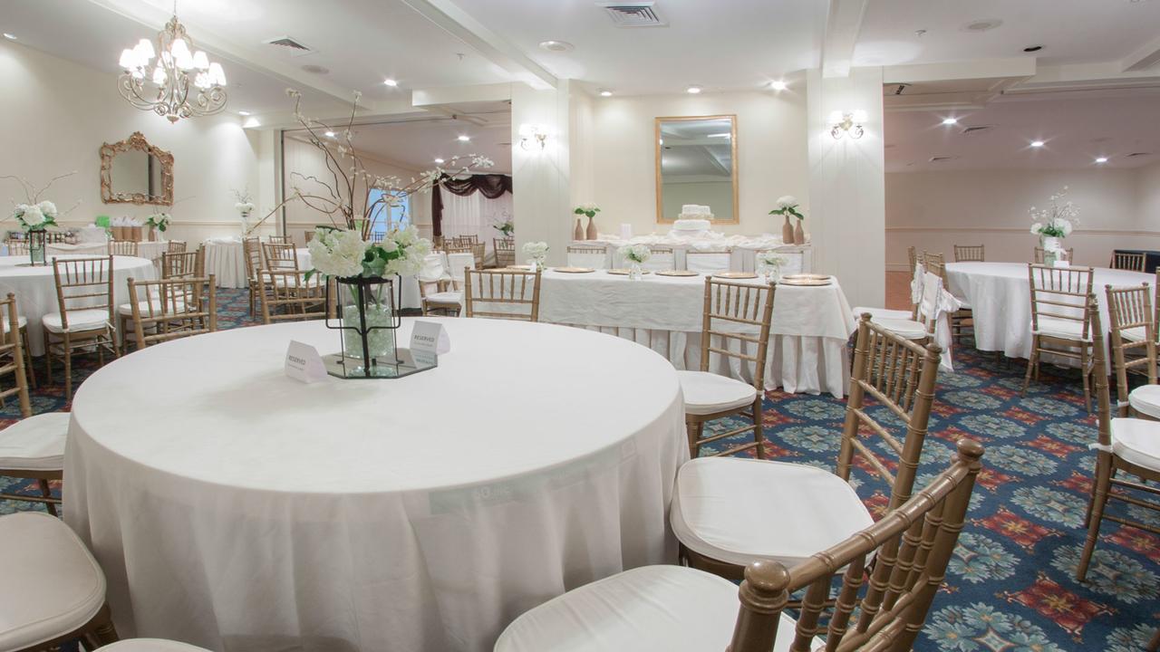 Gulf Hills Hotel & Retreat On The Water Ocean Springs Extérieur photo